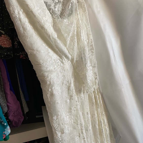 Torrid Plus Size Wedding dress - Picture 5 of 8